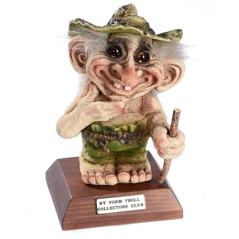 Statua Troll Club 2016 TC16 Nyform in Latex 21 CM Base Legno Confezione Club